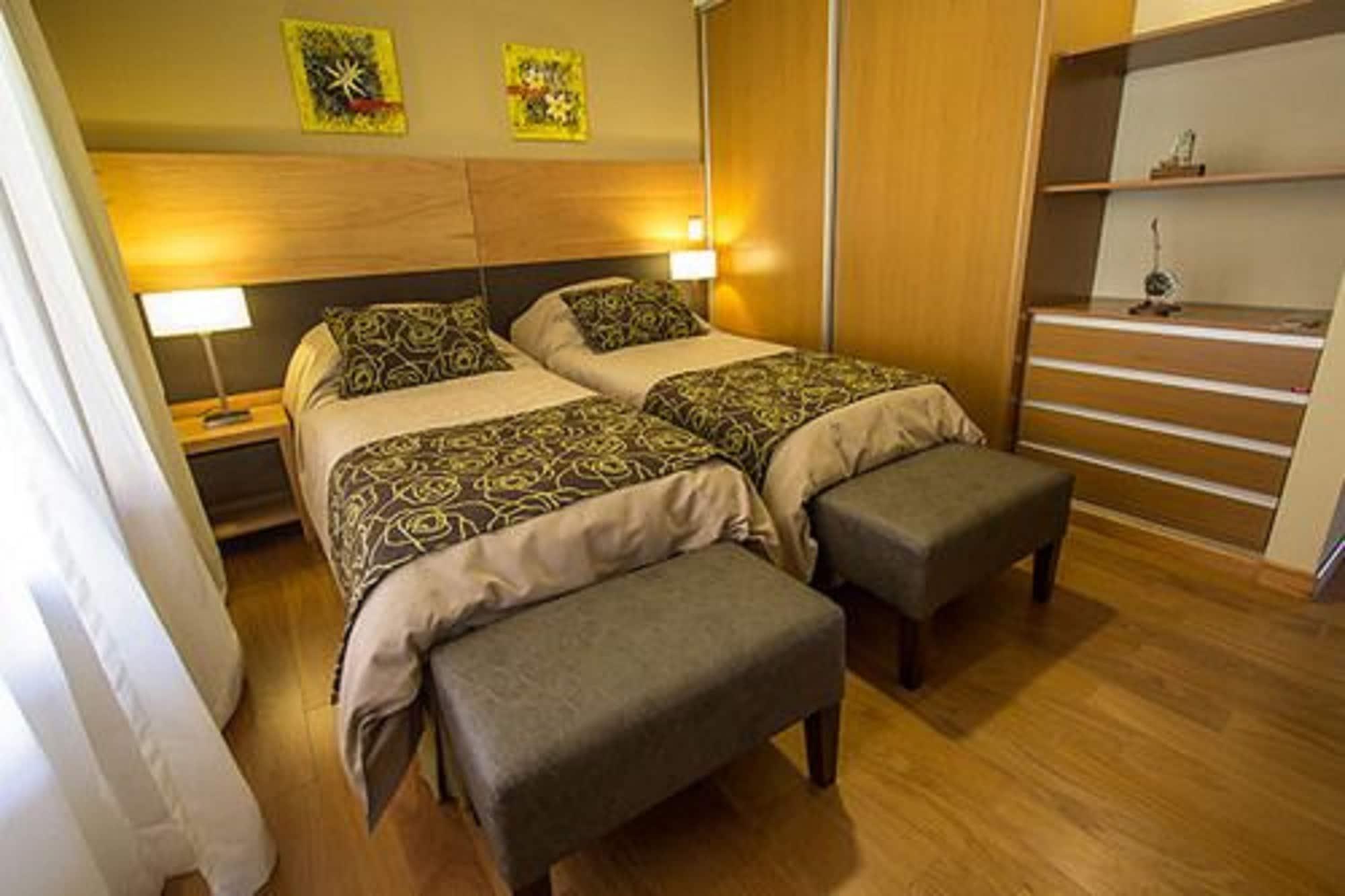 Los Robles Apart & Spa Bariloche Zewnętrze zdjęcie