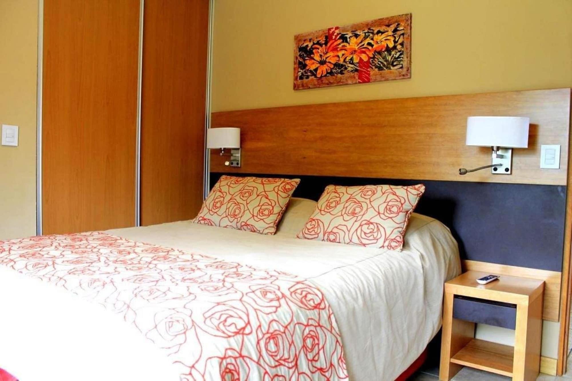 Los Robles Apart & Spa Bariloche Zewnętrze zdjęcie