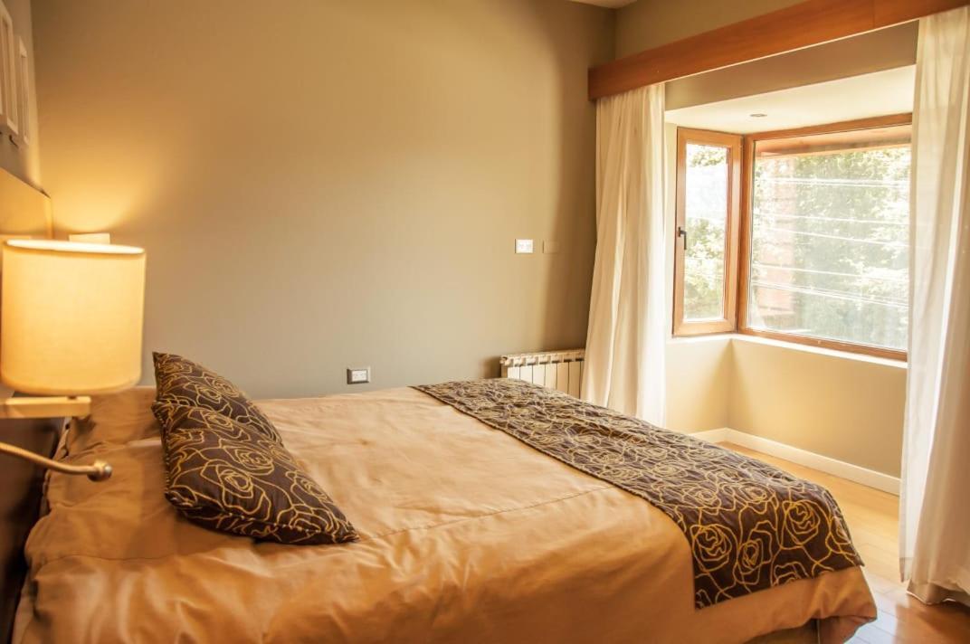 Los Robles Apart & Spa Bariloche Zewnętrze zdjęcie