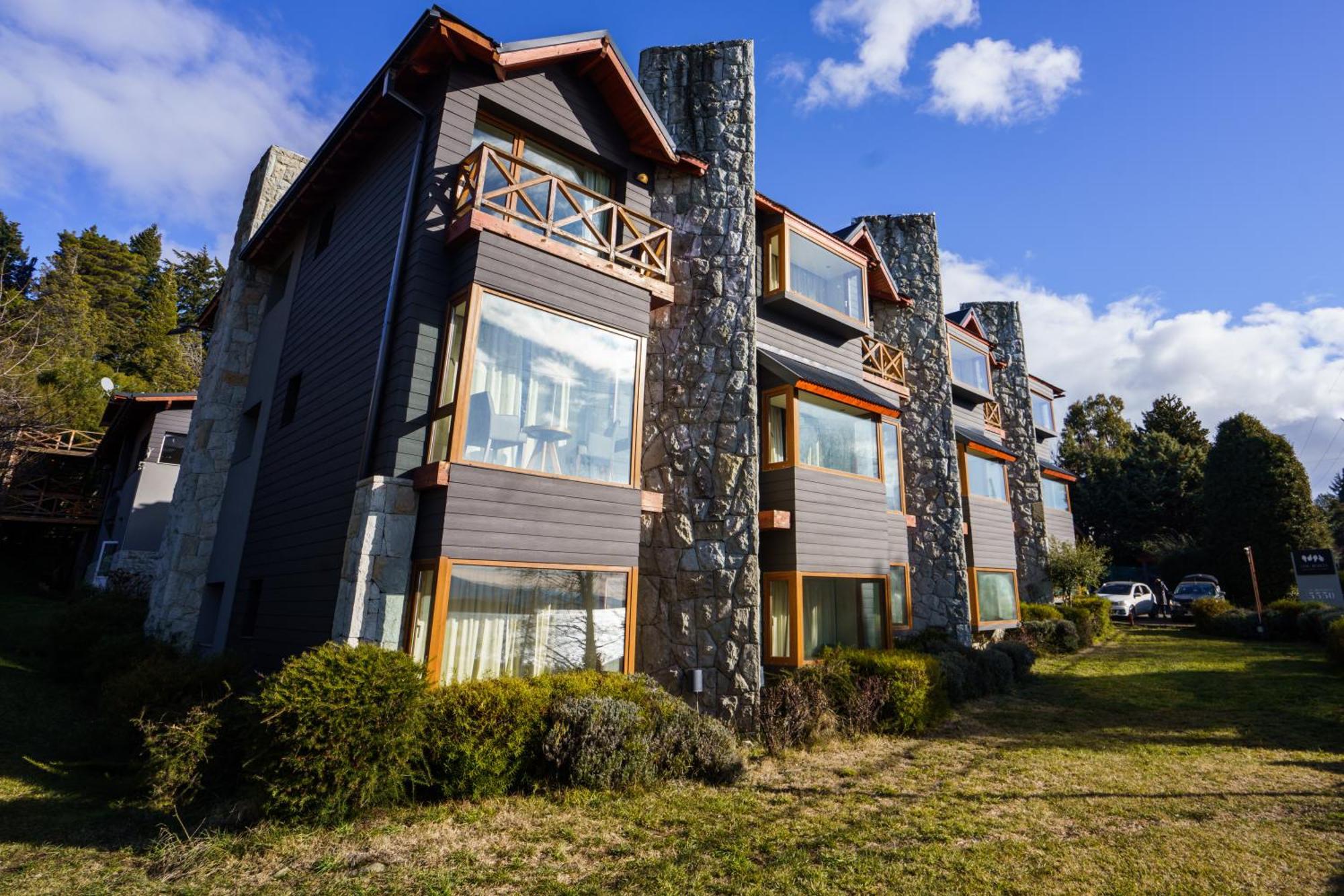 Los Robles Apart & Spa Bariloche Zewnętrze zdjęcie