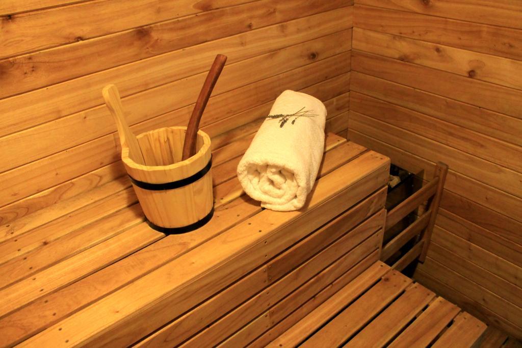 Los Robles Apart & Spa Bariloche Zewnętrze zdjęcie