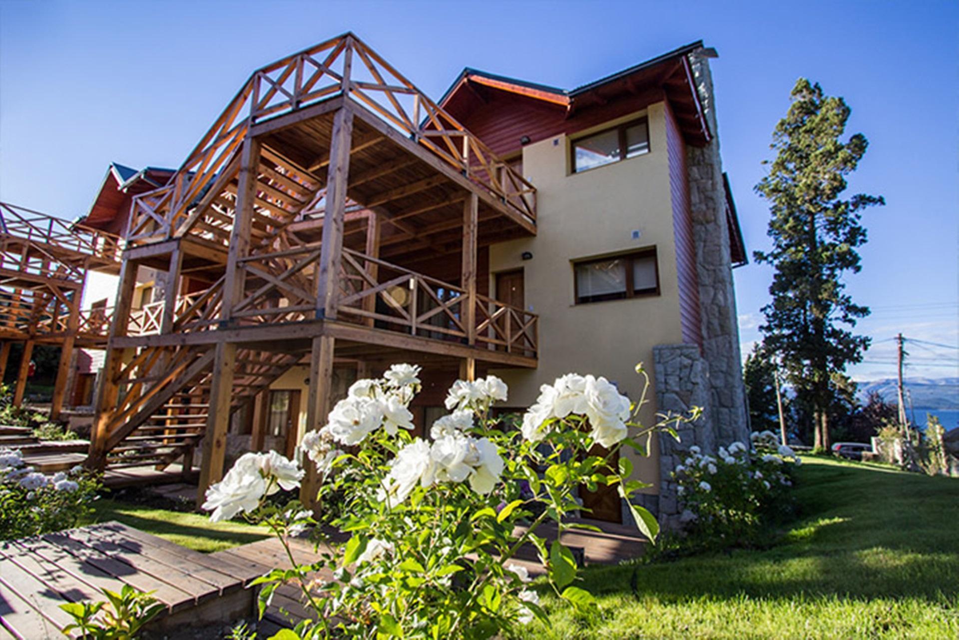 Los Robles Apart & Spa Bariloche Zewnętrze zdjęcie