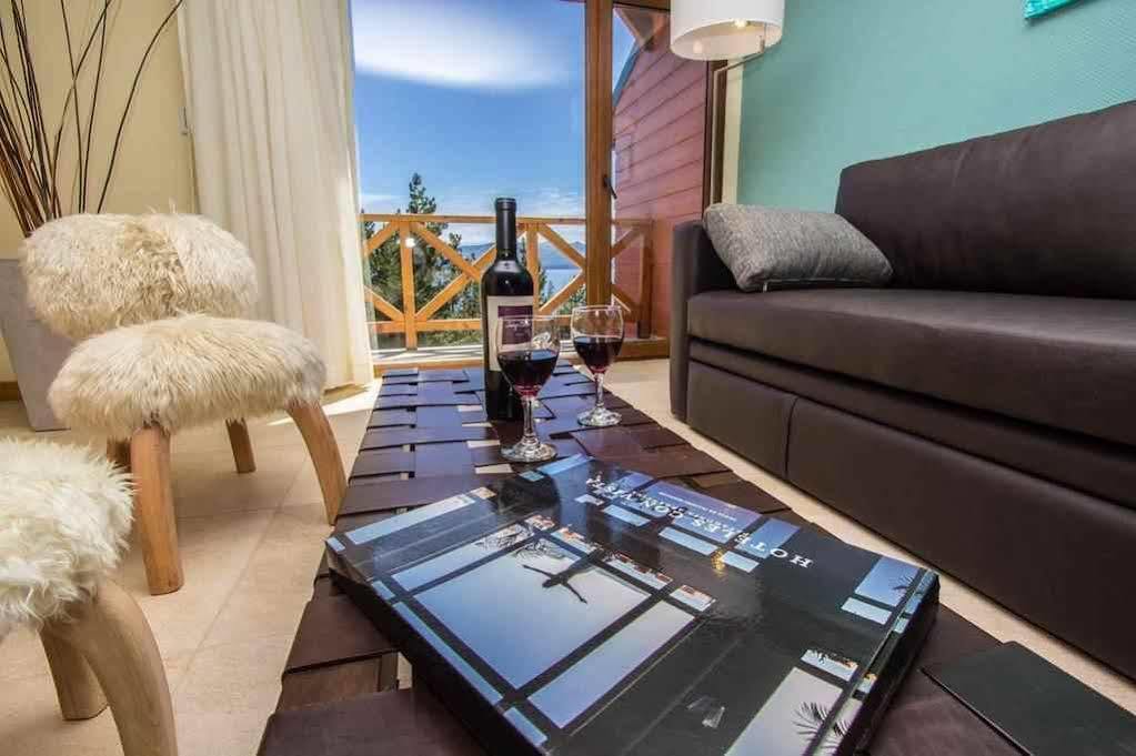 Los Robles Apart & Spa Bariloche Zewnętrze zdjęcie